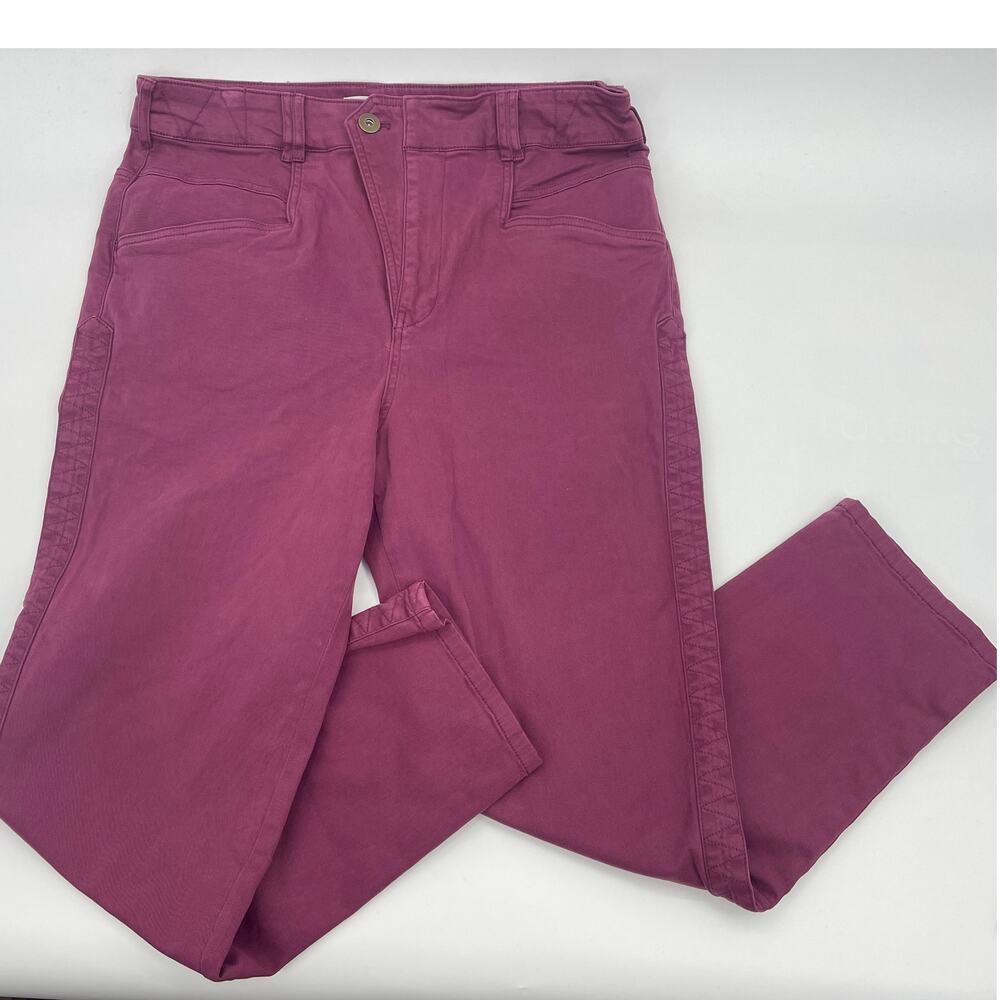 ANTHROPOLGIE Magenta Colored Casual Pant Size 32 Tapered Leg Soft Purple